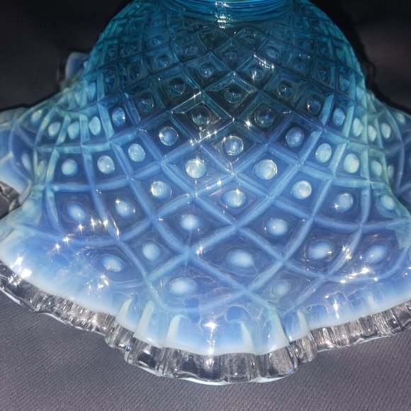 Vintage Fenton Diamond Lace Blue Opalescent Ruffle Top Pedestal Bowl - Picture 5 of 7